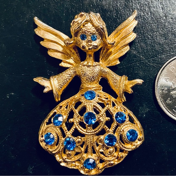 Mid Century Tanner II Angel Brooch with Rhinestones - Picture 1 of 2